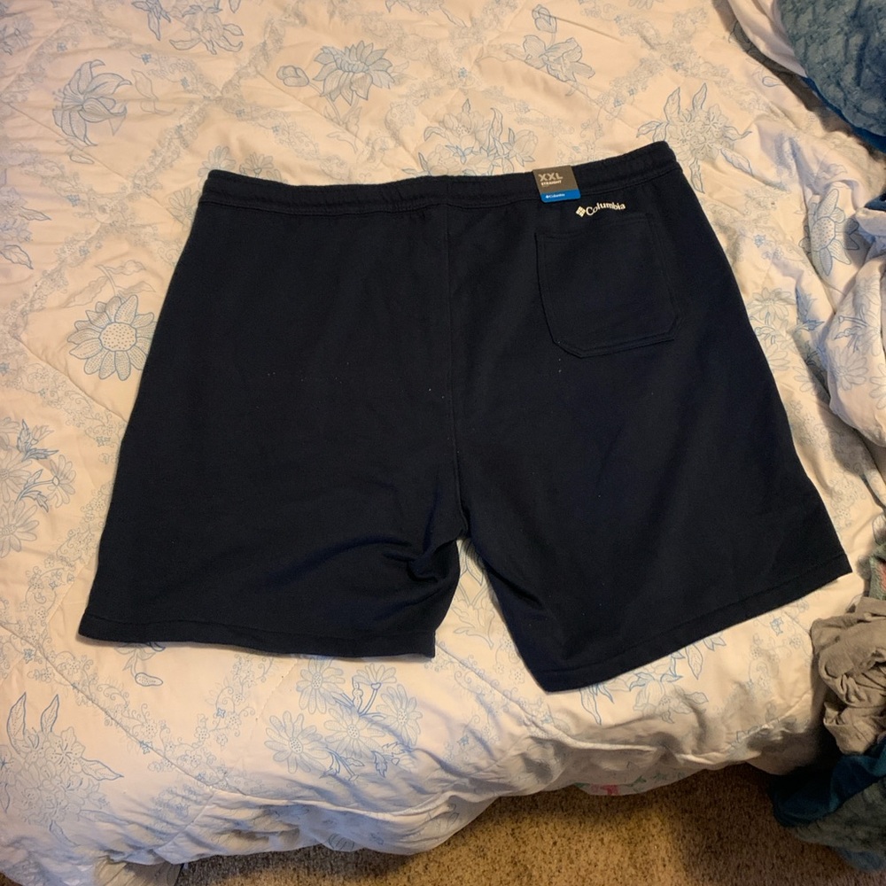 Columbia Men's Dark Blue Athletic Shorts - Picture 4 of 7